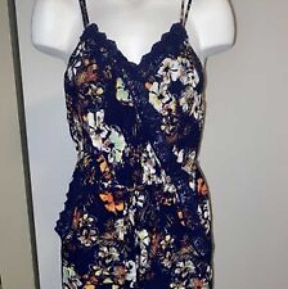 Xhilaration Sz M Summer romper